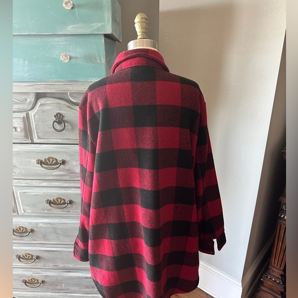 BB Dakota Steve Madden Buffalo Plaid Wool Blend Red/Black Tunic Shaket - Picture 3 of 8